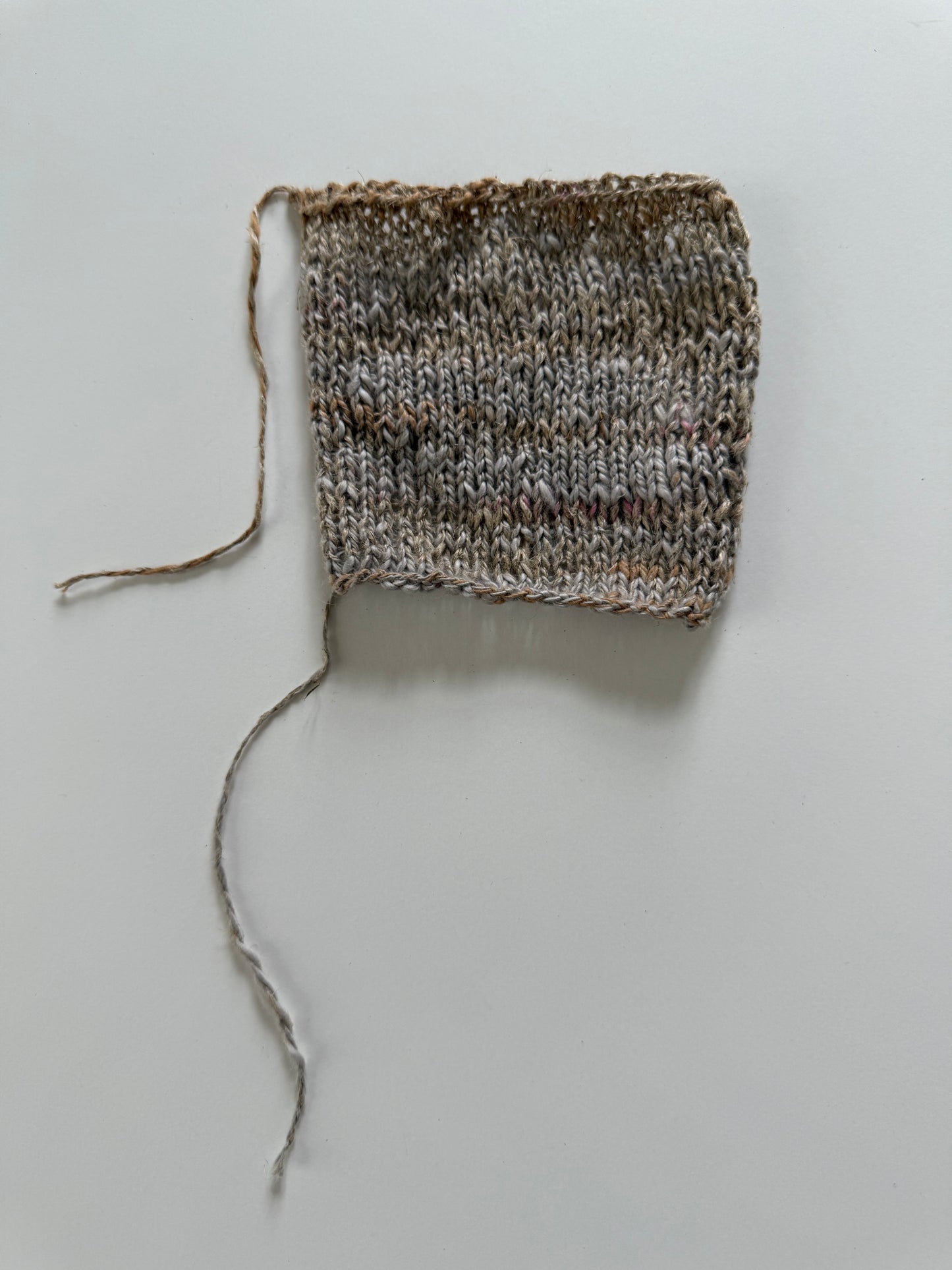 Hand Spun 'MOUNTAIN ROCK' Fingering Yarn