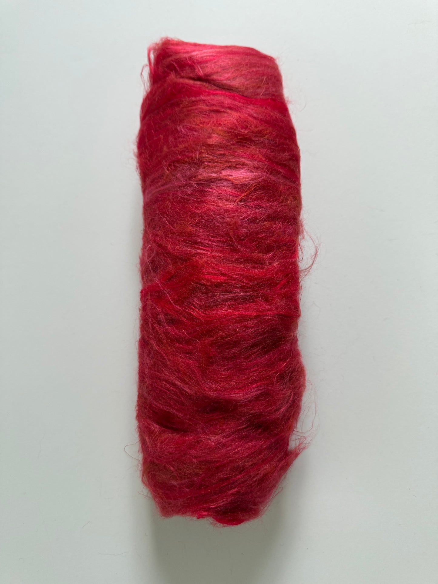 ' REDISH PINK' Roving